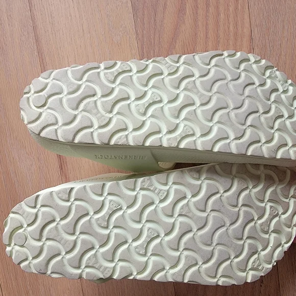 Birkenstock Gizeh Essential EVA Slide Sandal - Women's Color - Light Green - Picture 7 of 10